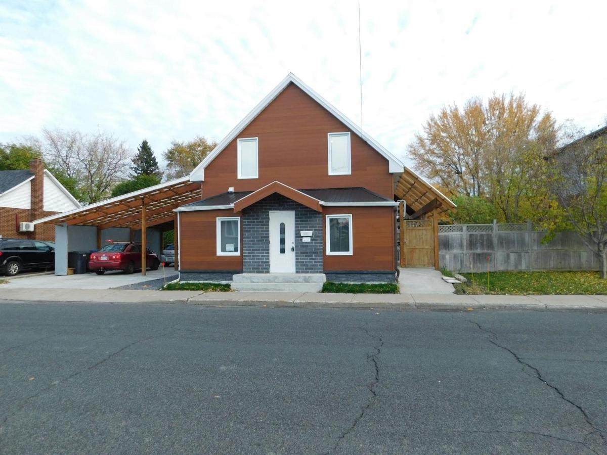 Well Equipped Studio For Non-Smoking Guests Only Citq Зo9467 Longueuil Exterior photo