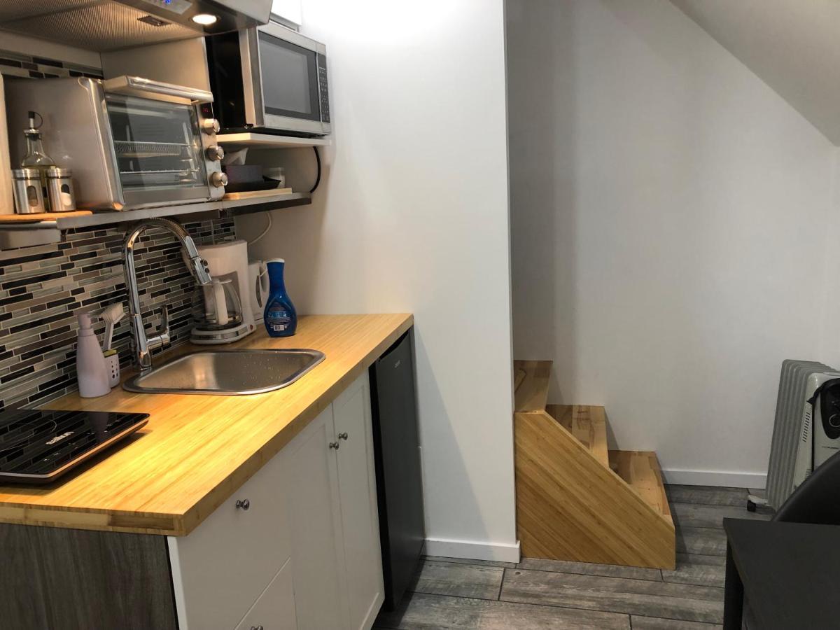 Well Equipped Studio For Non-Smoking Guests Only Citq Зo9467 Longueuil Exterior photo