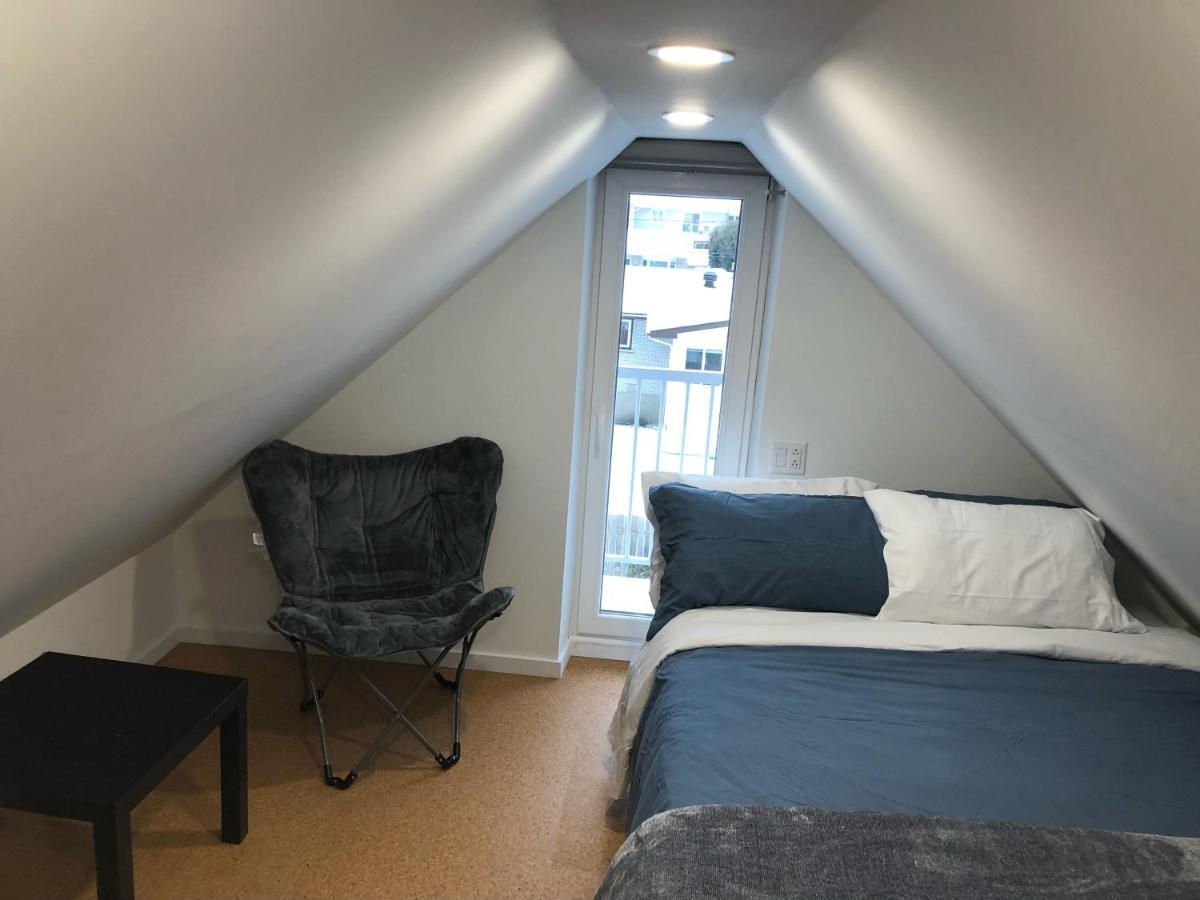 Well Equipped Studio For Non-Smoking Guests Only Citq Зo9467 Longueuil Exterior photo