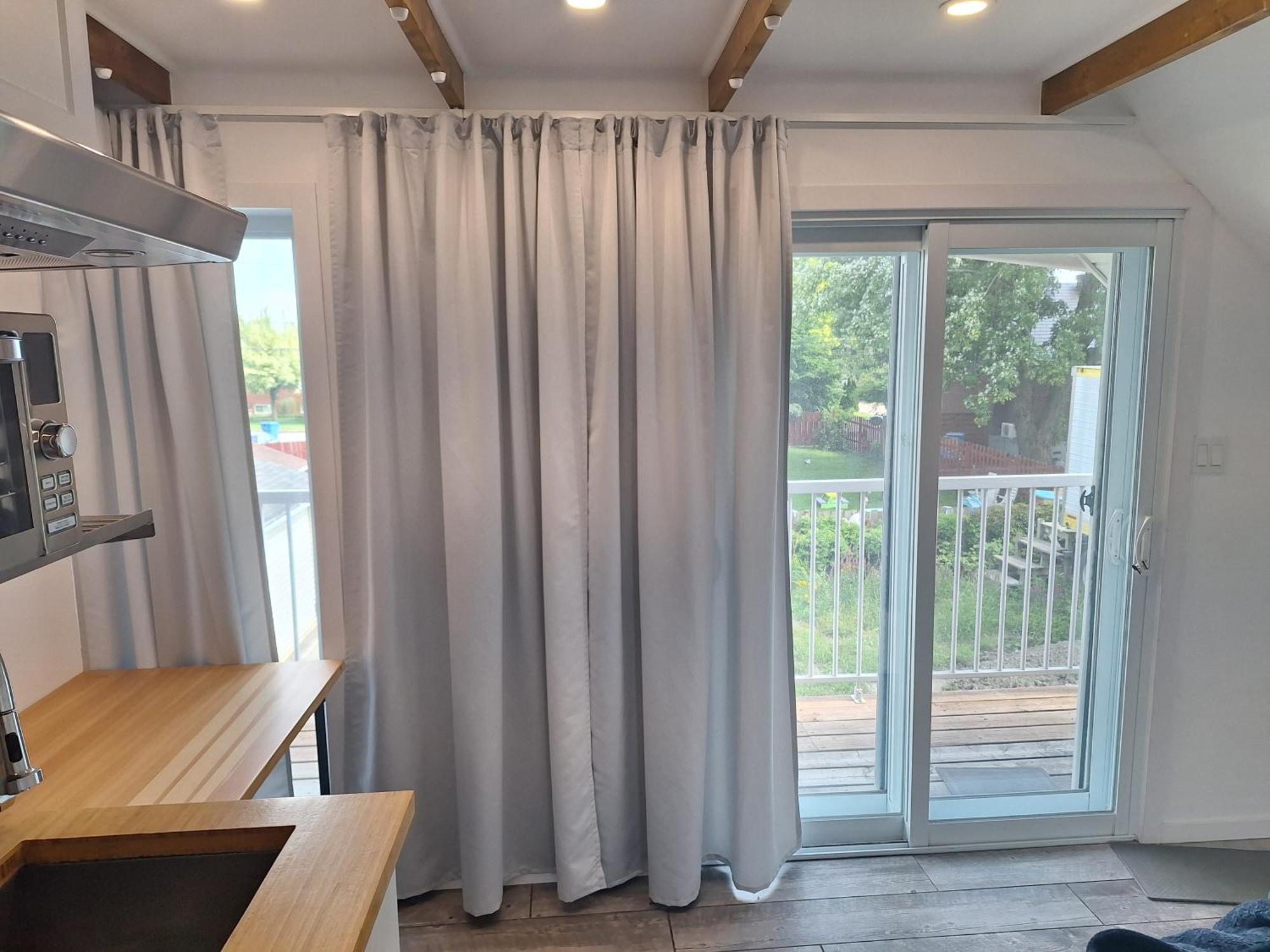Well Equipped Studio For Non-Smoking Guests Only Citq Зo9467 Longueuil Exterior photo