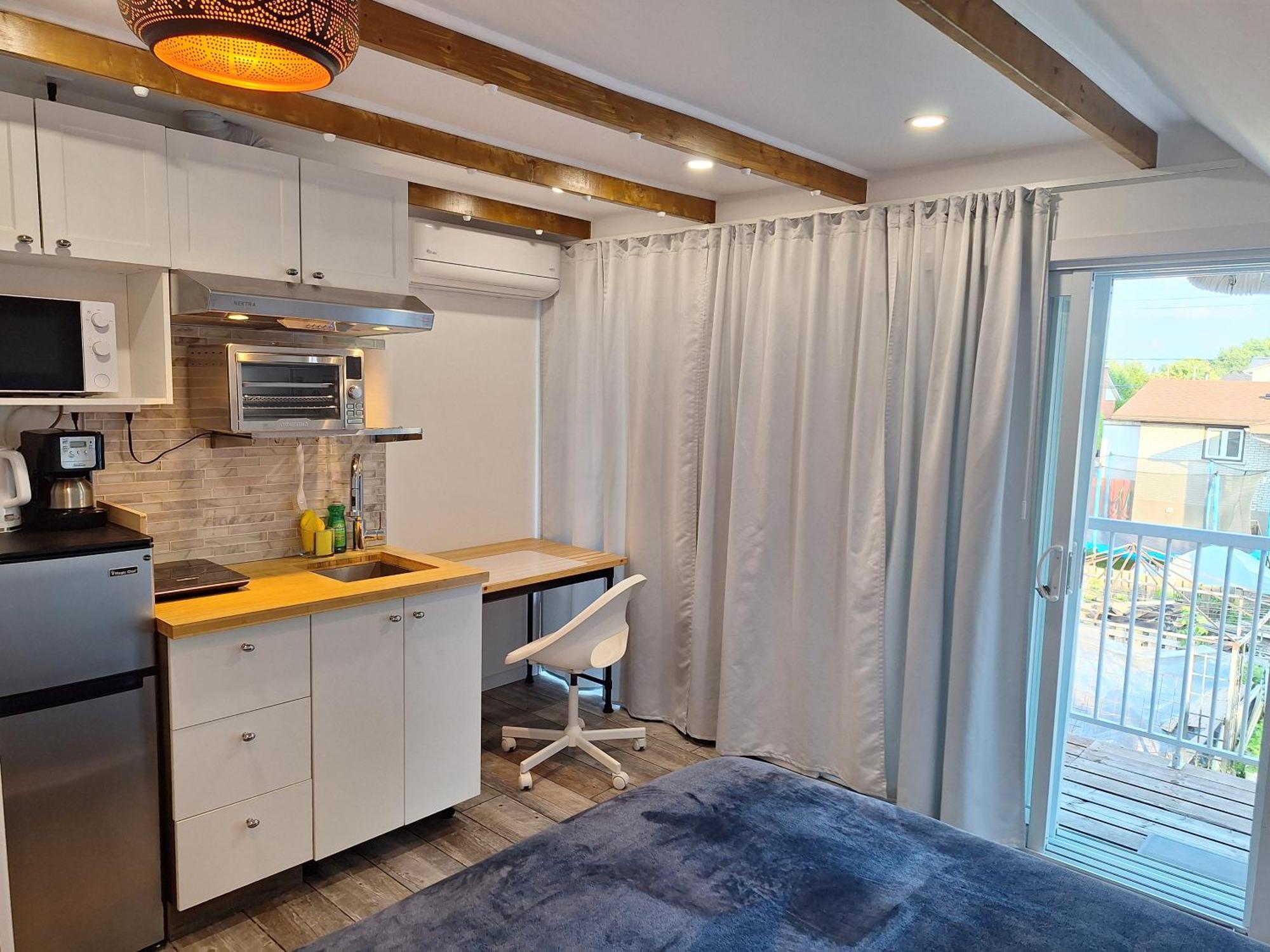 Well Equipped Studio For Non-Smoking Guests Only Citq Зo9467 Longueuil Exterior photo