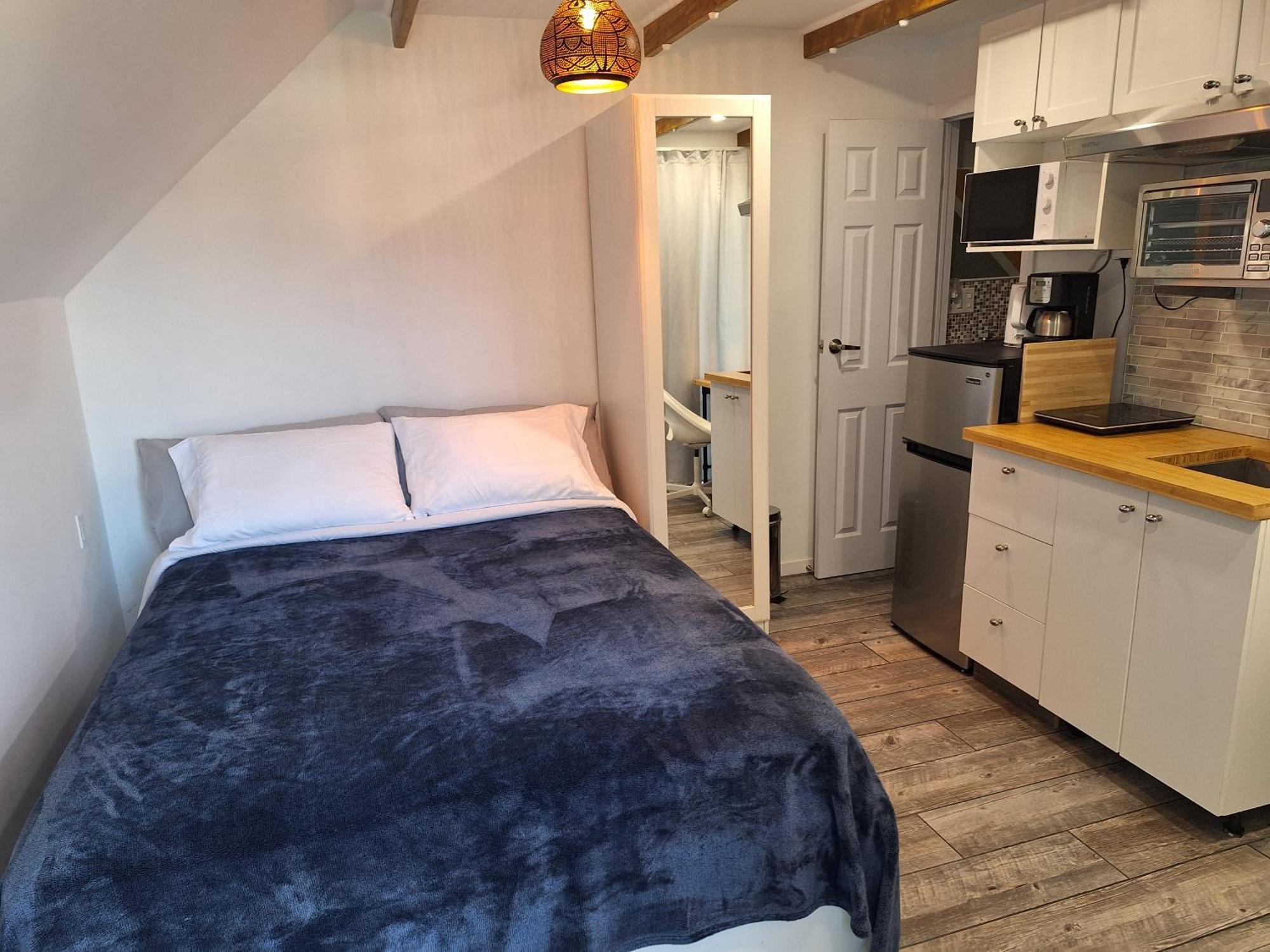 Well Equipped Studio For Non-Smoking Guests Only Citq Зo9467 Longueuil Exterior photo